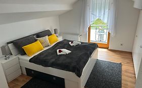 Ferienwohnung Waldblick, Faaker See